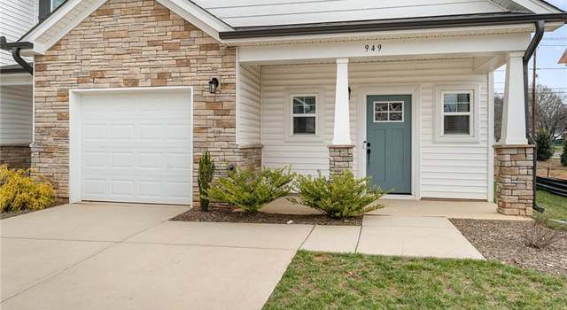 Photo of 949 Cannon Crossing Cir, Greensboro, NC 27410