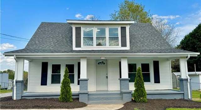 Photo of 236 Cricket Clubhouse Rd, North Wilkesboro, NC 28659