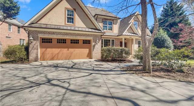 Photo of 1100 Double Oaks Rd, Greensboro, NC 27410