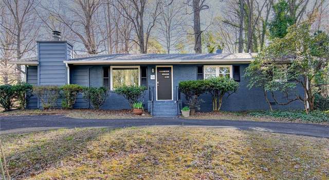 Photo of 137 Linbrook Dr, Winston-salem, NC 27106