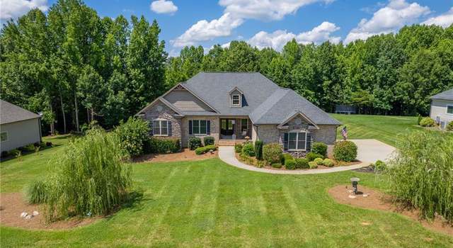 Photo of 2663 Brooke Meadows Dr, Browns Summit, NC 27214
