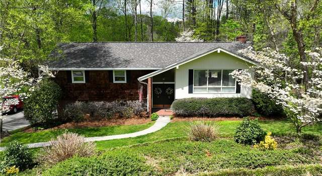 Photo of 128 Burnley Ln, Mount Airy, NC 27030