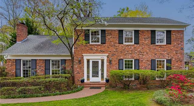 Photo of 804 Rollingwood Dr, Greensboro, NC 27410