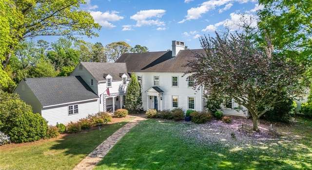 Photo of 400 Country Club Dr, Lexington, NC 27292