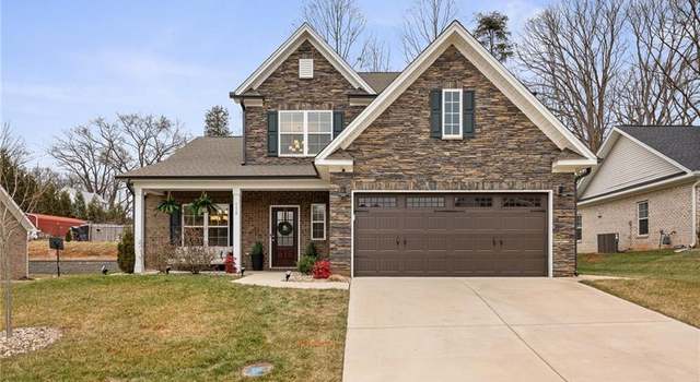 Photo of 226 Bismarck Ct, Winston-salem, NC 27104