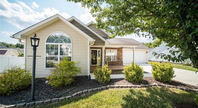 Photo of 4832 Bridgton Place Dr, Winston Salem, NC 27127