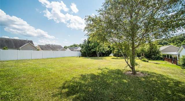 Photo of 4832 Bridgton Place Dr, Winston Salem, NC 27127