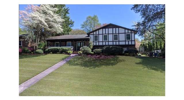 Photo of 4140 Witherow Rd, Winston-salem, NC 27106