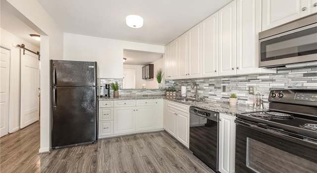 Photo of 907 Shelby Dr Unit D, Greensboro, NC 27409