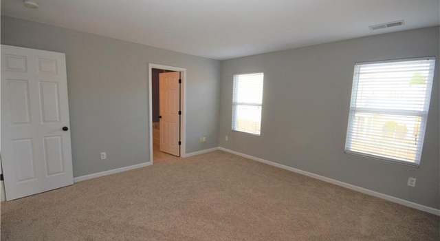 Photo of 466 Fieldstone Dr, Winston Salem, NC 27127