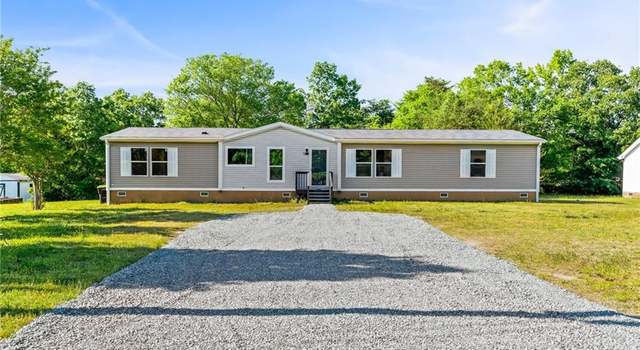 Photo of 1220 Violet Ct, Burlington, NC 27217