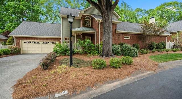 Photo of 313 Hambrick Ct, Winston-salem, NC 27106