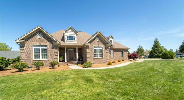 Photo of 2181 Walnut Crossing Run, Yadkinville, NC 27055