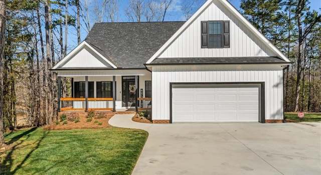 Photo of 2408 Fox Ridge Rd, Asheboro, NC 27205