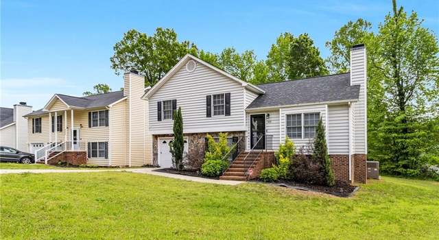 Photo of 400 Mary E Black Dr, Greensboro, NC 27406