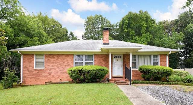 Photo of 2813 Roland Rd, Greensboro, NC 27407