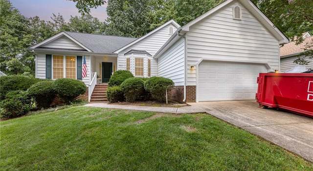 Photo of 4012 Thorncrest Dr, Greensboro, NC 27407