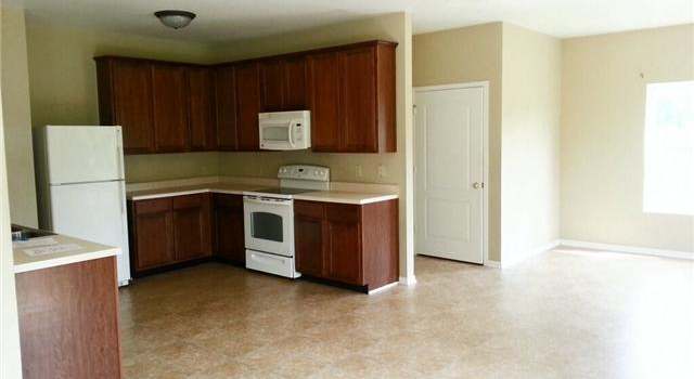 Photo of 5528 Fairway Forest Dr, Winston Salem, NC 27105