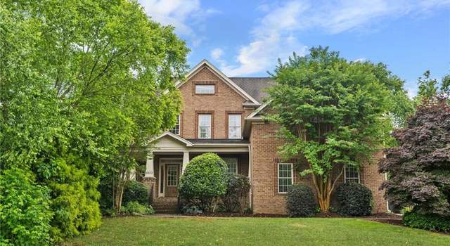Photo of 4803 Bluff Run Dr, Greensboro, NC 27455