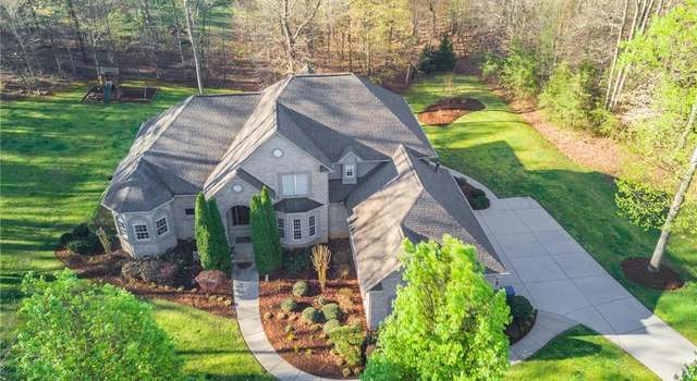 Photo of 3001 Crosby Ct, Summerfield, NC 27358