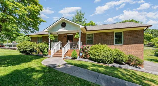 Photo of 1219 Bunny Trl, Winston Salem, NC 27105