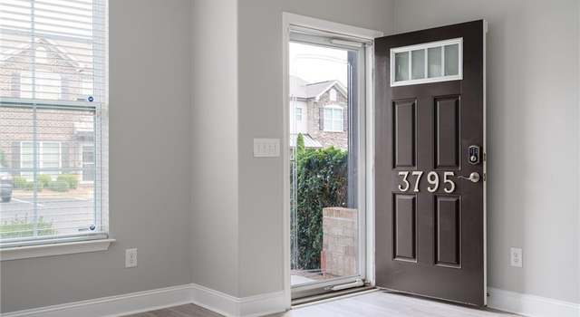 Photo of 3795 Shadow Ridge Dr, High Point, NC 27265
