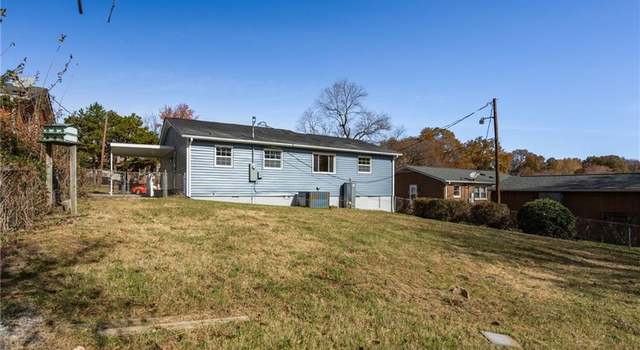 Photo of 2003 Lynette Dr, Greensboro, NC 27403