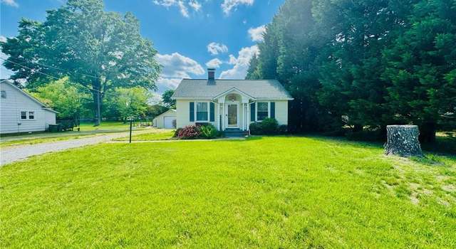 Photo of 2742 Darrow Rd, Walkertown, NC 27051