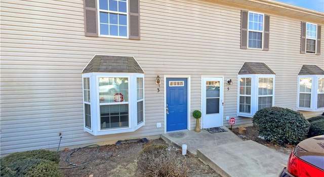 Photo of 3 Portside Ct, Greensboro, NC 27406
