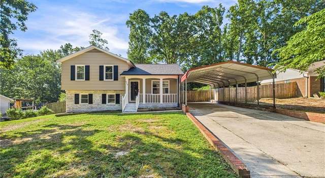 Photo of 4709 Chaucer Dr, Greensboro, NC 27407