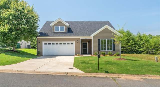 Photo of 1110 Mountain Ridge Rd, Rural Hall, NC 27045