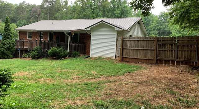 Photo of 7025 Tree Hollow Rd, Thomasville, NC 27360