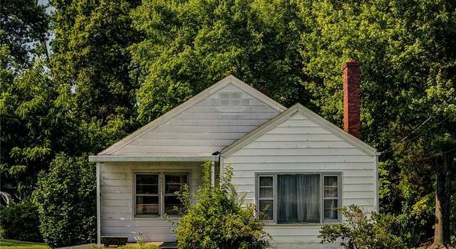 Photo of 2405 Ellington St, Greensboro, NC 27403