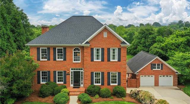 Photo of 8056 Glengarriff Rd, Clemmons, NC 27012