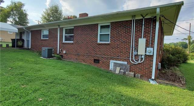 Photo of 7607 Turnpike Rd, Archdale, NC 27263
