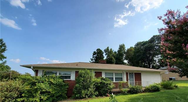 Photo of 7607 Turnpike Rd, Archdale, NC 27263