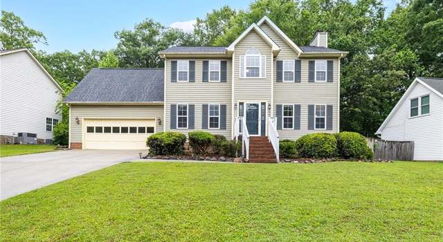 Photo of 911 New Hampshire Dr, Jamestown, NC 27282