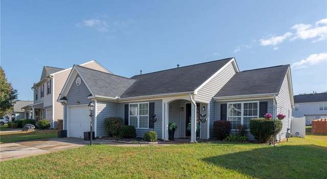 Photo of 1508 Hamilton Hills Dr, Greensboro, NC 27406