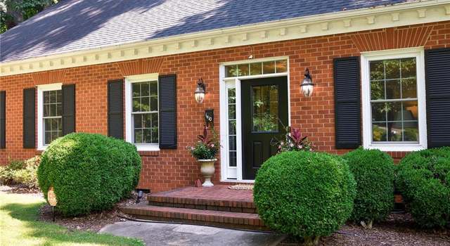 Photo of 1410 Hobbs Rd, Greensboro, NC 27410