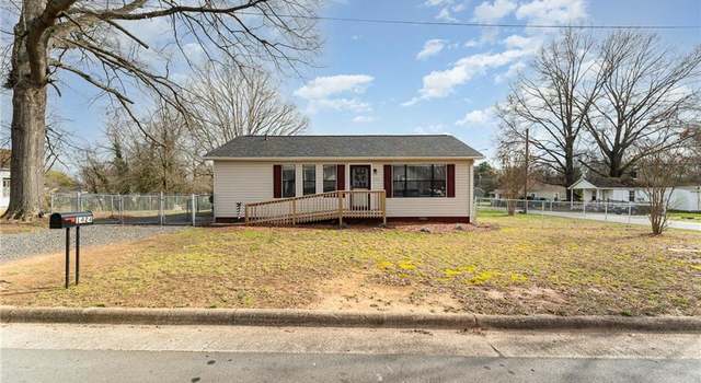 Photo of 1424 Delaware Ave, Eden, NC 27288