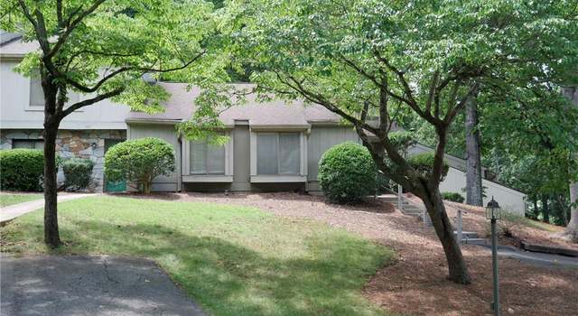 Photo of 211 Lamplighter Cir, Winston Salem, NC 27104