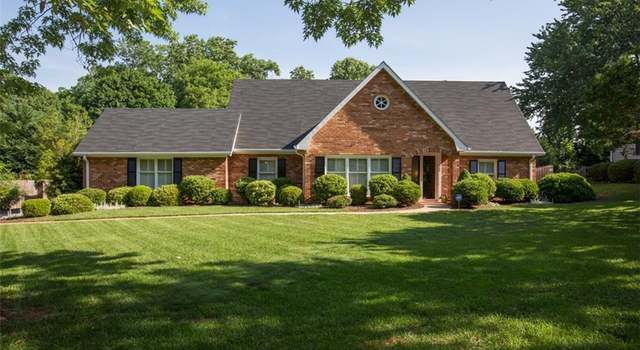 Photo of 4145 Gladstonbury Rd, Winston Salem, NC 27104