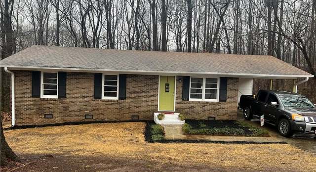 Photo of 210 Gregory St, Jonesville, NC 28642