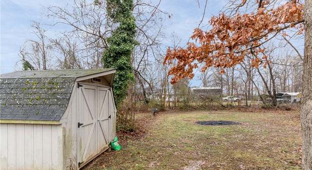 Photo of 1358 Greenwood Dr, Burlington, NC 27217