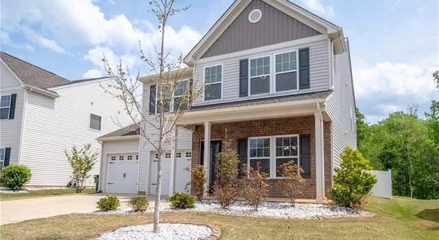 Photo of 5512 Baverhof Dr, Greensboro, NC 27405