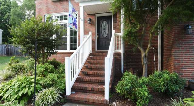 Photo of 6004 Crystal Spring Ct, Greensboro, NC 27410