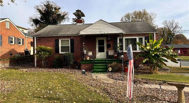 Photo of 1811 S Benbow Rd, Greensboro, NC 27406