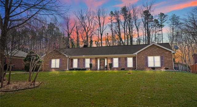 Photo of 312 Cutty Sark Rd, Winston-salem, NC 27103