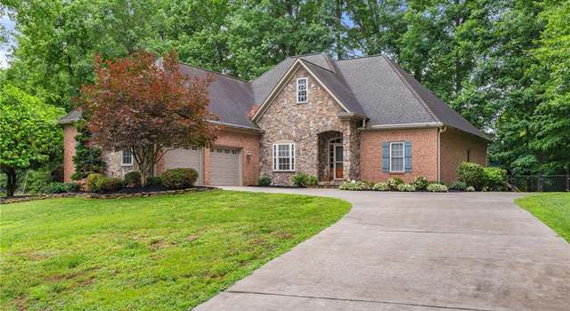 Photo of 111 Garden Valley Dr, Winston-salem, NC 27107