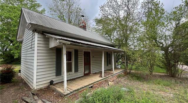 Photo of 452 Daniel St, Denton, NC 27239